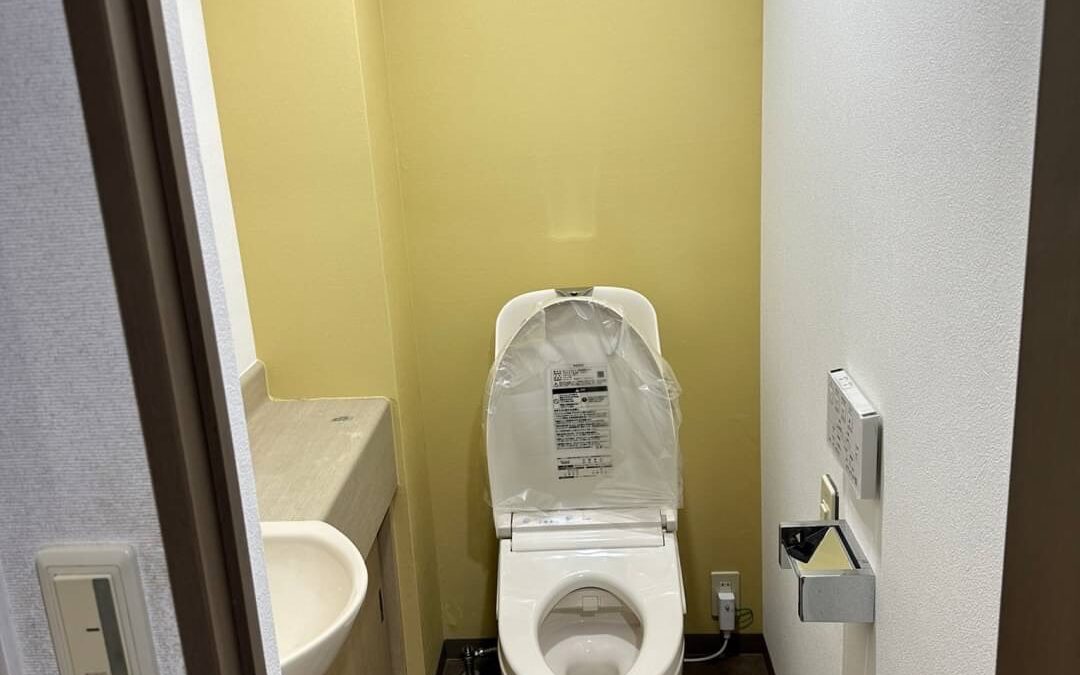 「トイレ01」TOTO ZR  before after 