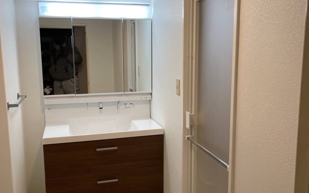 「洗面室01」LIXIL MV  before after 